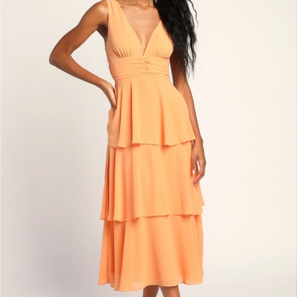 Lulu’s Celebration Time Light Orange Sleeveless Tiered Midi Dress